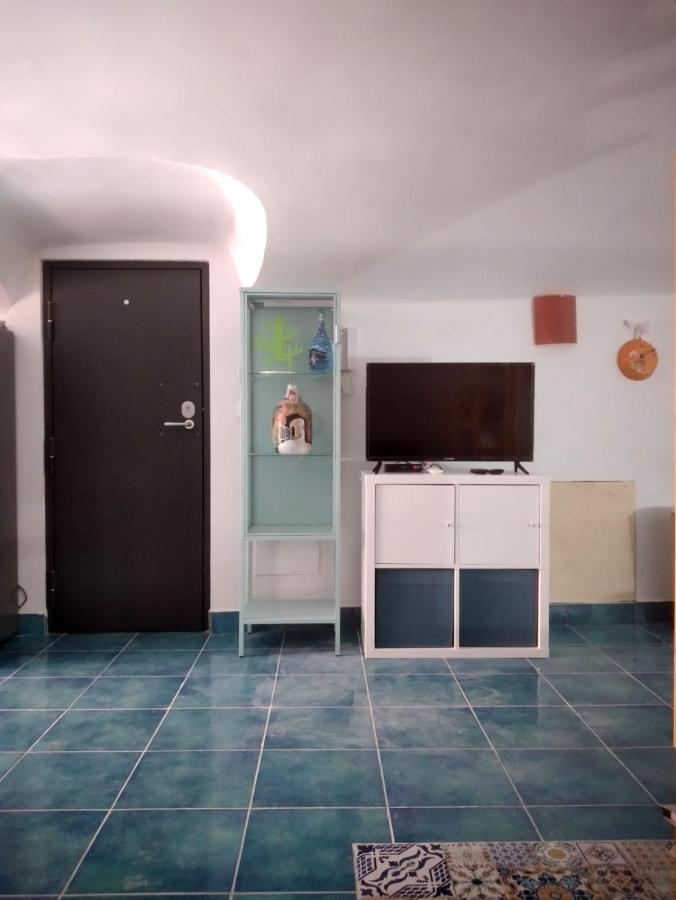 Casa Adriano Apartamento Procida Exterior foto